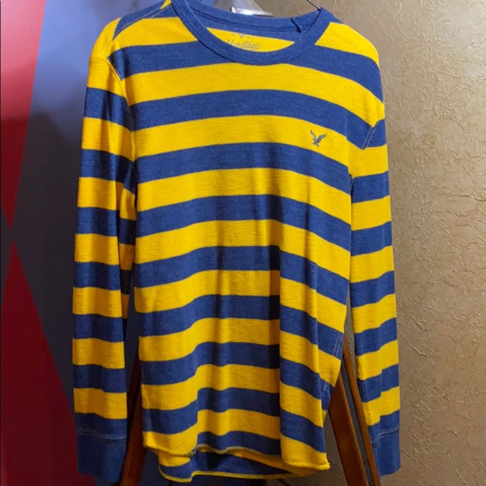 American Eagle T-shirt